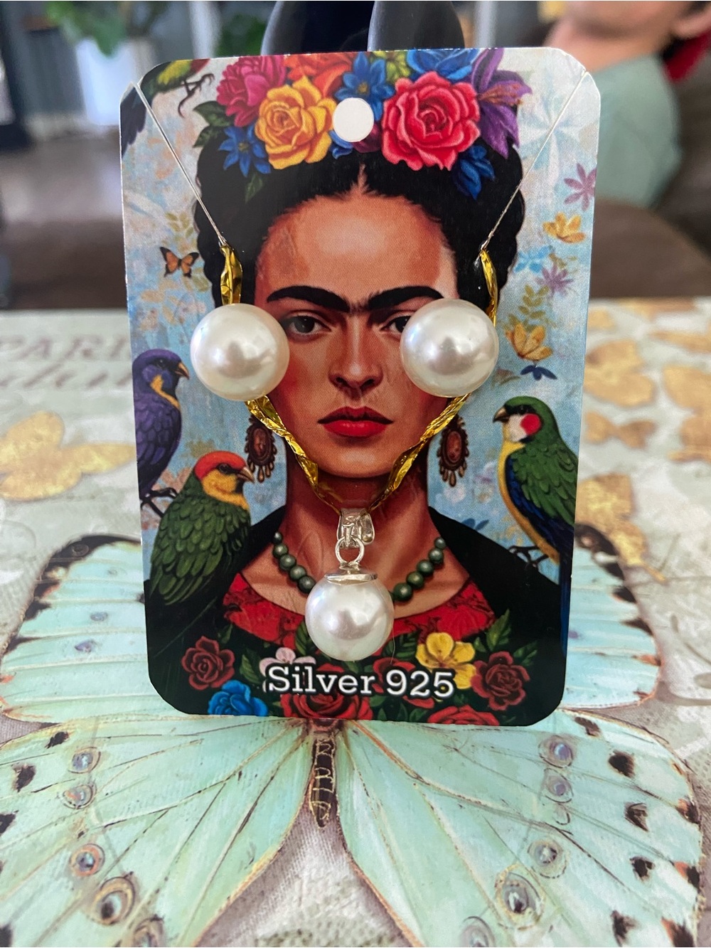 Silver 925 White Pearl Necklace and Earring Set.